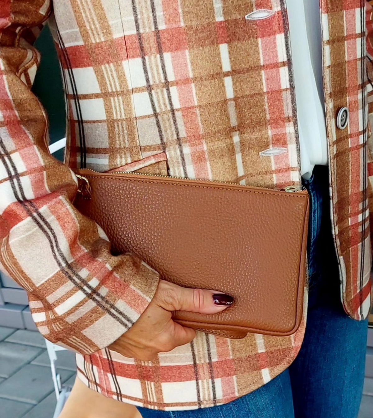 minibag cognac, braune Ledertasche, Geldtasche zum Umhängen, braune minibag, kleine braune Tasche, * entdecken
* Mini-Taschen für Damen: online bestellen
* Clutches und Minibags online kaufen 
* Clutches & Minibags – raffinierte Handtaschen für den Abend  Top Preise und schnelle Lieferung 
*  Handtasche
* Ledertasche
* kleine praktische Ledertasche
Handtasche zum Umhängen
Handy Umhängetasche online kaufen 
kleine Tasche cognac
Handtasche mit Geldbörse