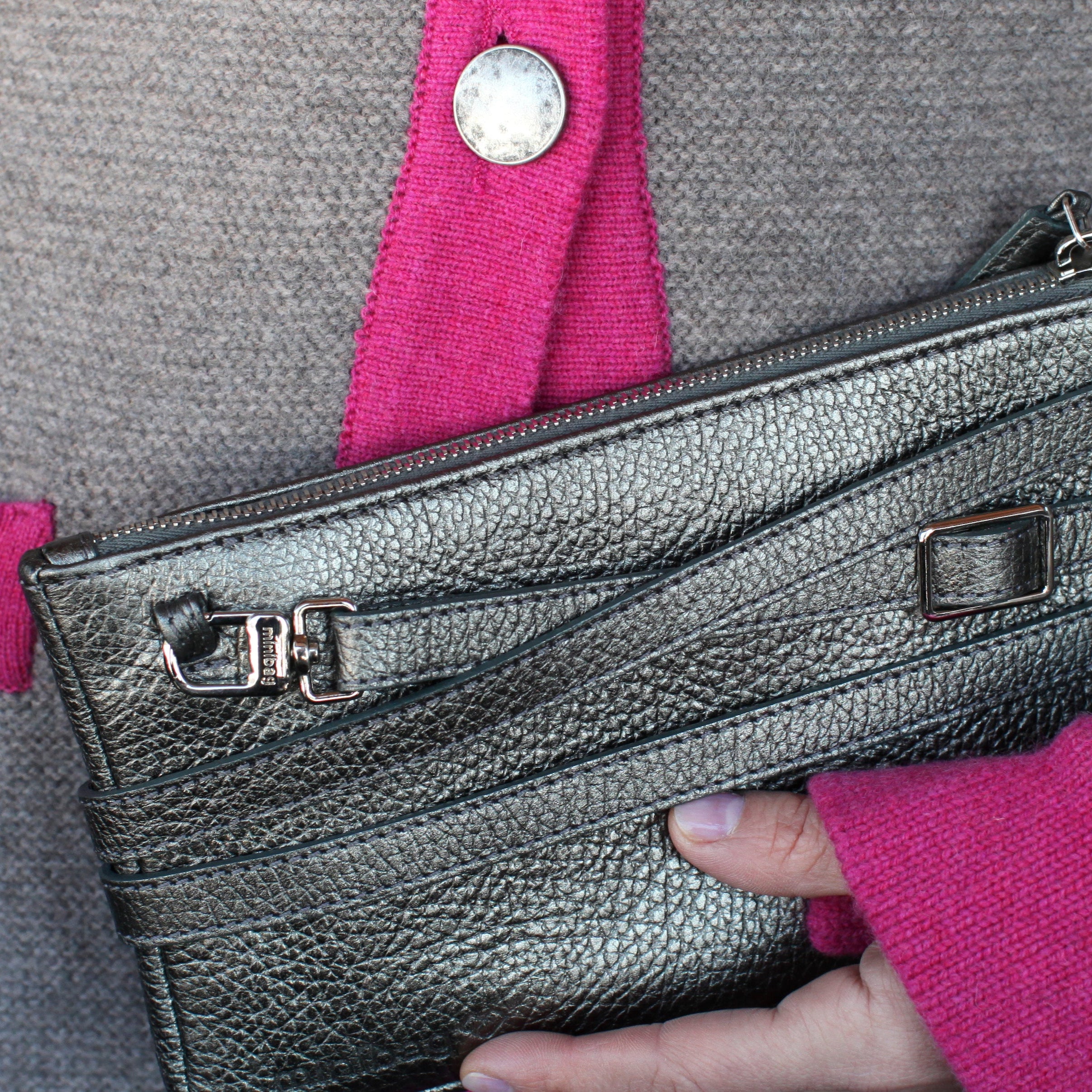 minibag metallic – kleine Tasche mit großem Glanz-Effekt